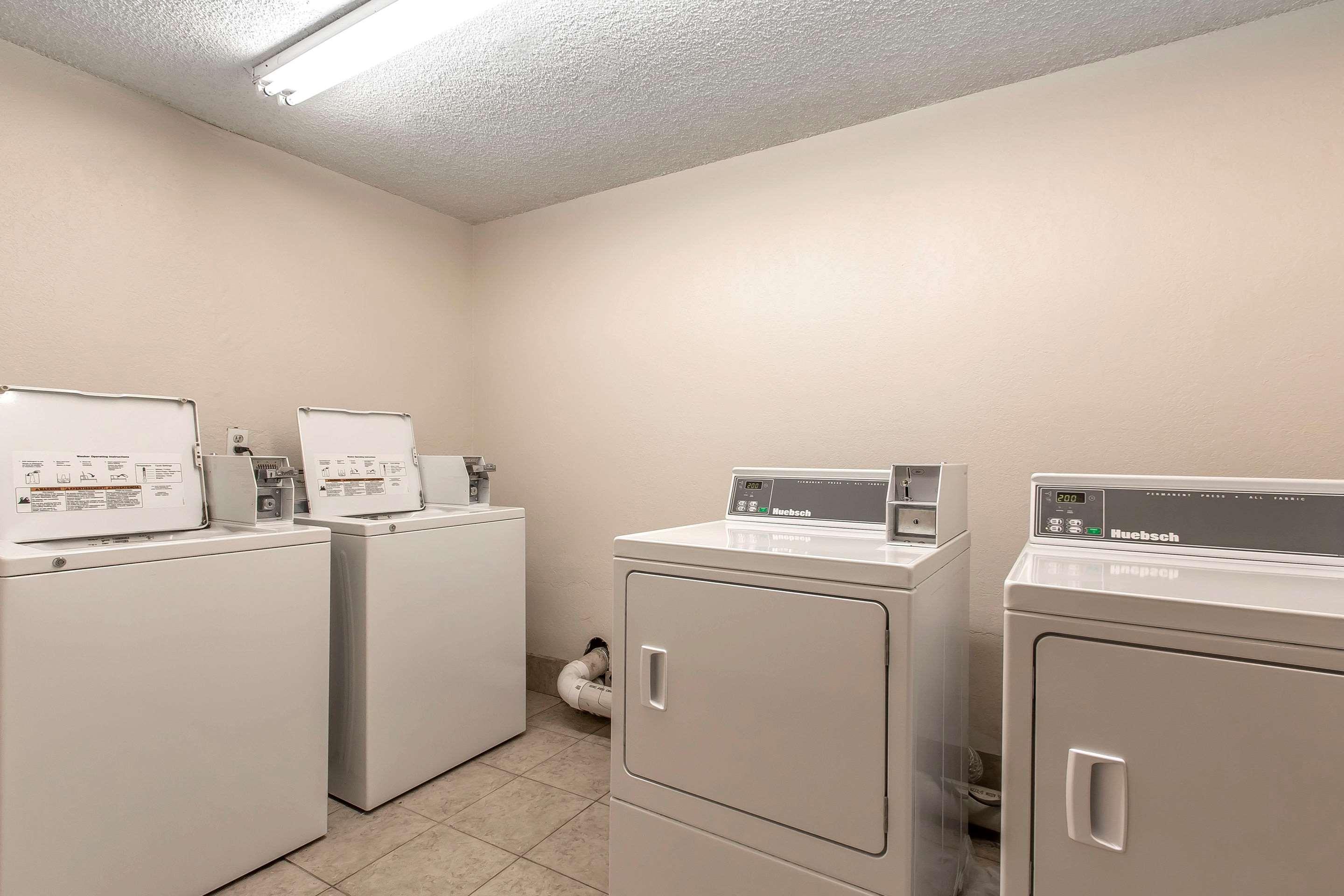 Brentwood Inn Clinton Ngoại thất bức ảnh