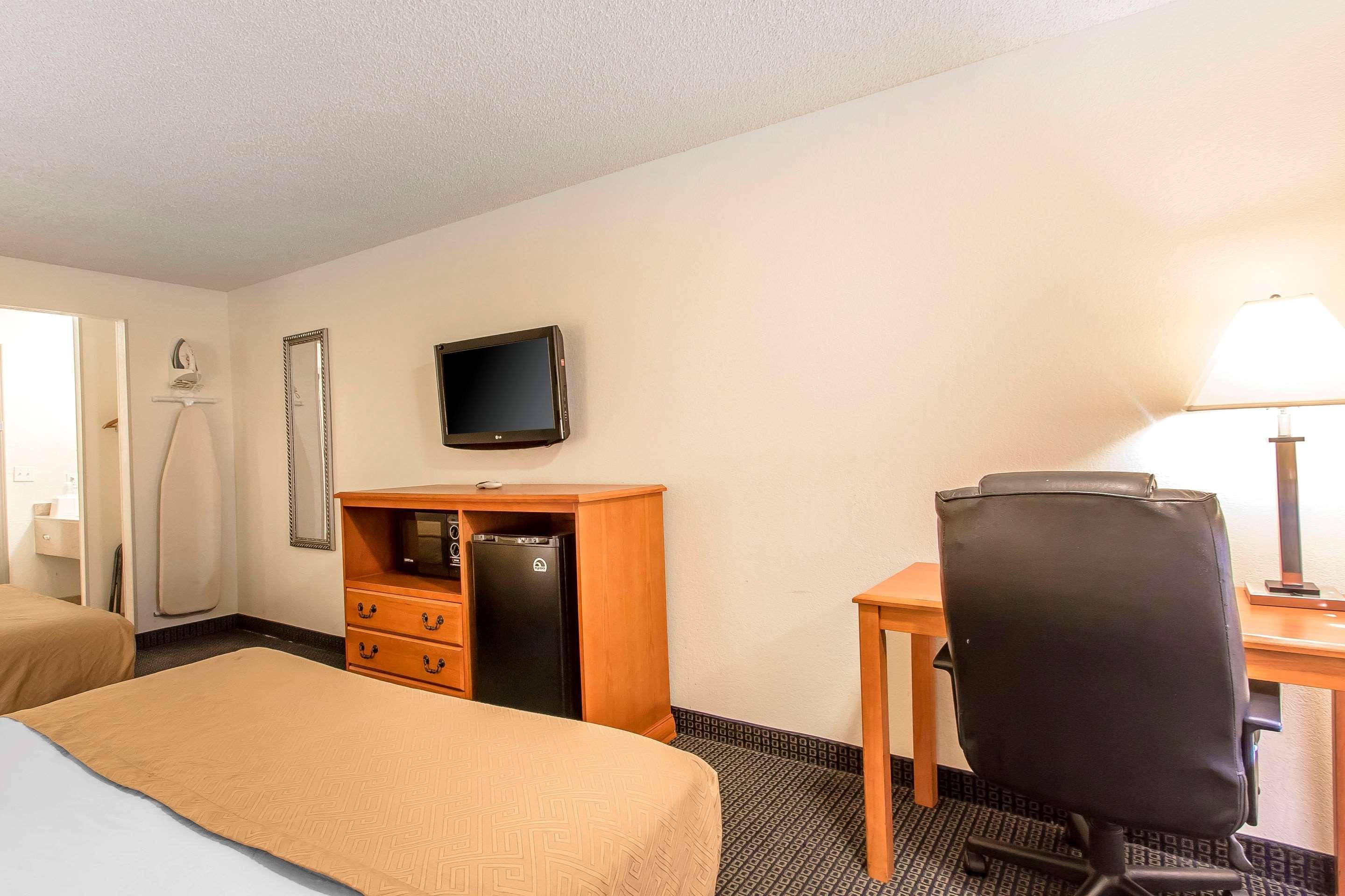 Brentwood Inn Clinton Ngoại thất bức ảnh