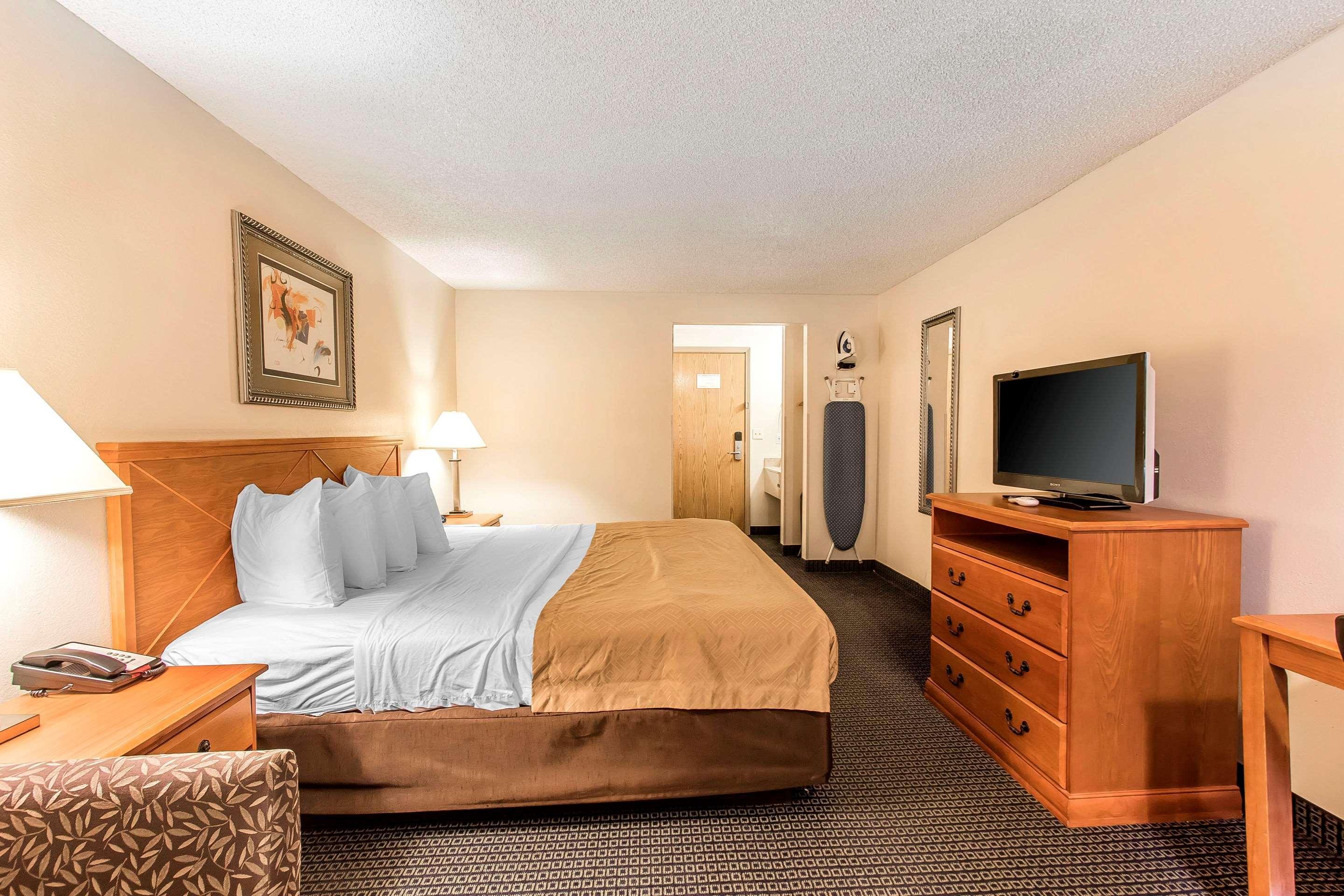 Brentwood Inn Clinton Ngoại thất bức ảnh