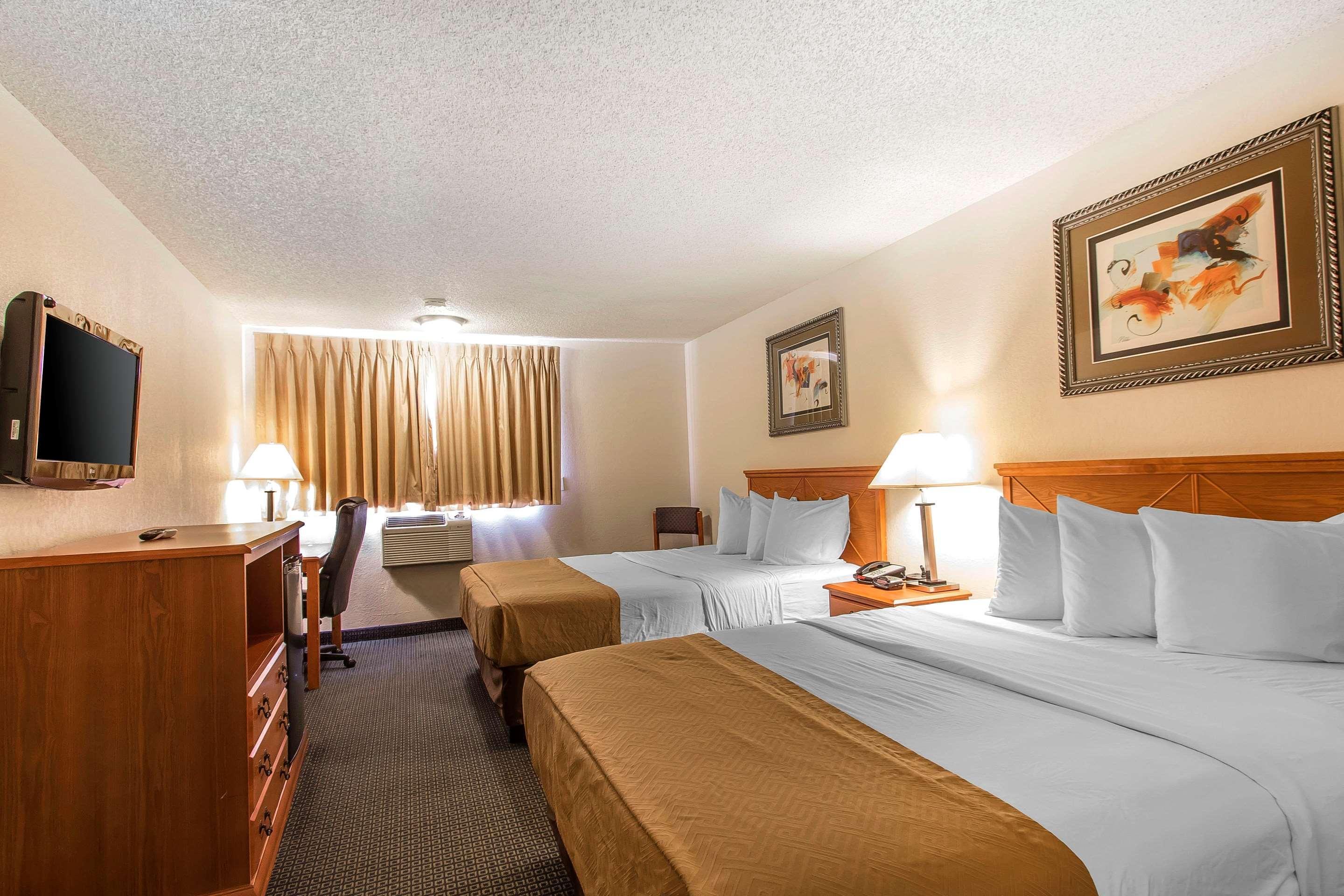 Brentwood Inn Clinton Ngoại thất bức ảnh