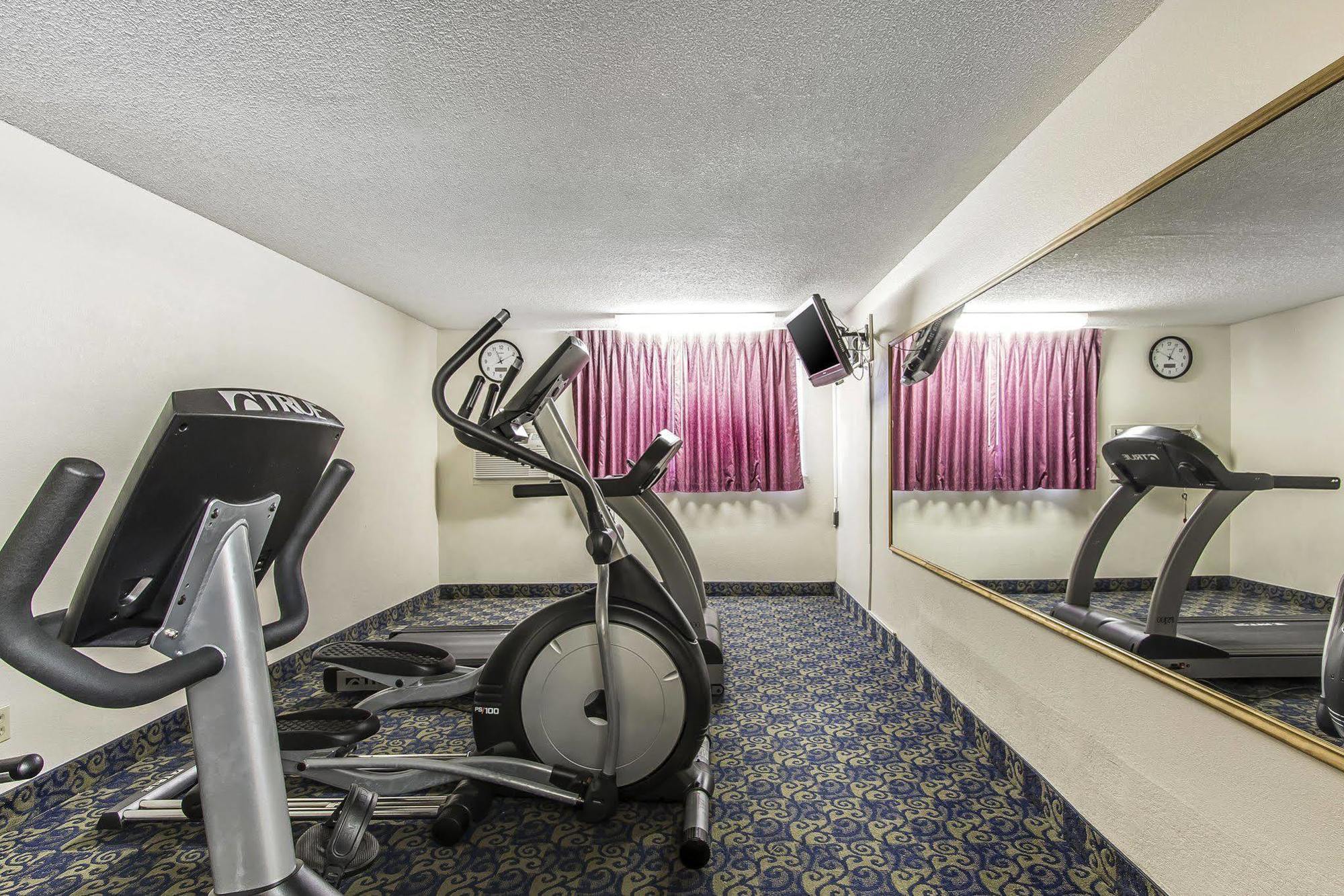 Brentwood Inn Clinton Ngoại thất bức ảnh